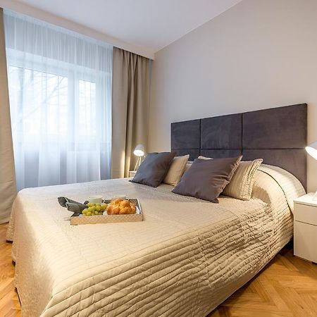P&O Apartments Emilii Plater Warsaw Bilik gambar